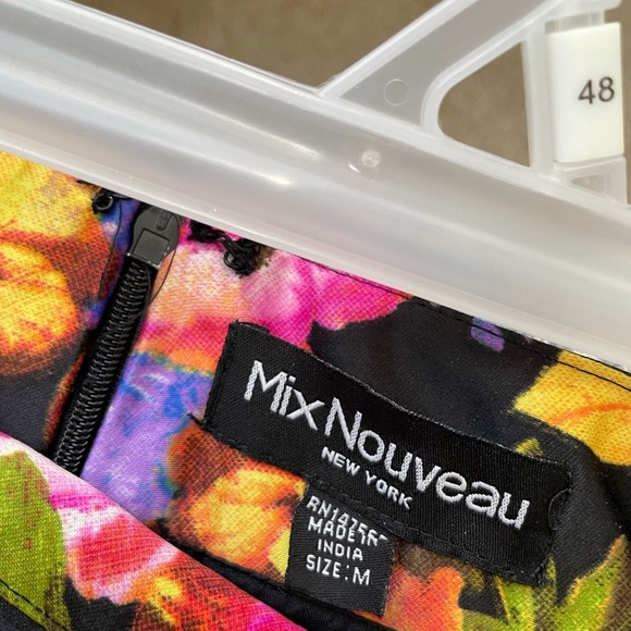 Mix Nouveau Layered Floral Skirt size M - Picture 7 of 7
